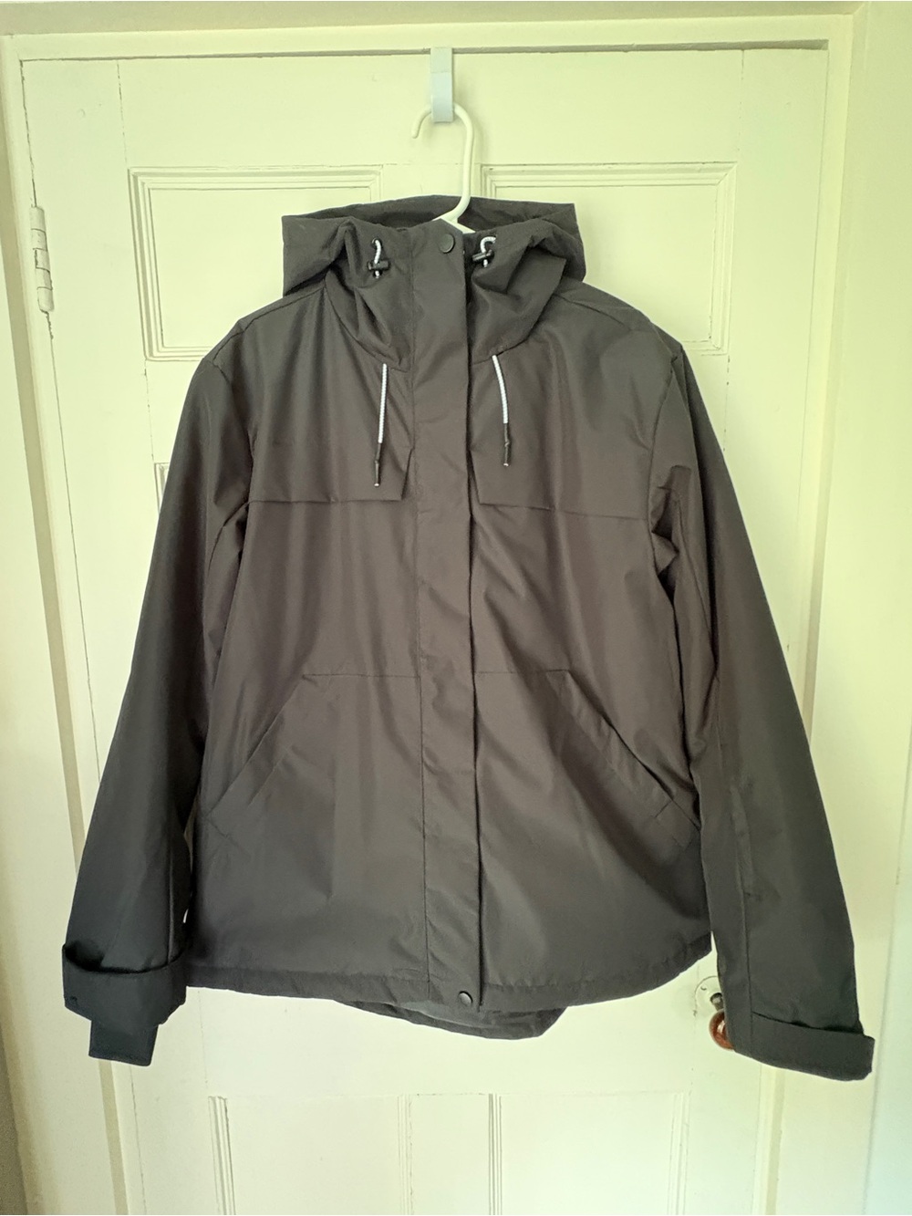 Avalanche Women’s Hooded Ski Jacket in Black